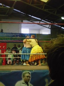 Cholitas-Wrestling